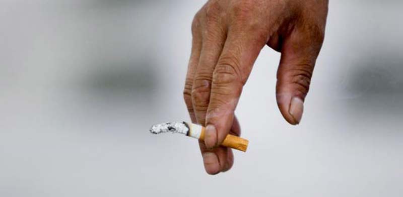 למעשנים הפאסיביים נמאס: תפסיקו לעשן במקומות ציבוריים