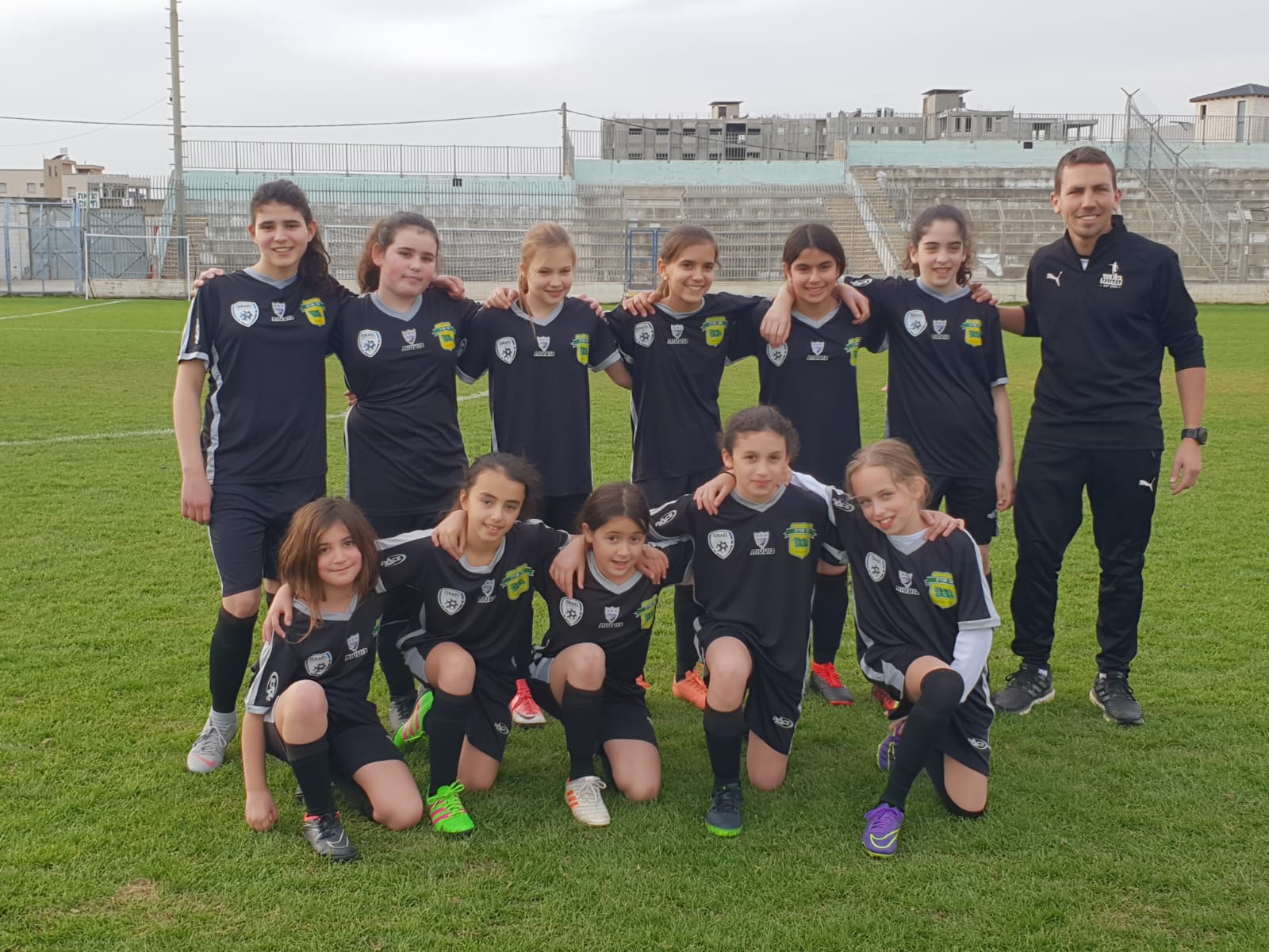 שחקניות הכדורגל הצעירות של הגליל העליון זכו במקום הראשון בטורניר הראשון לעונה