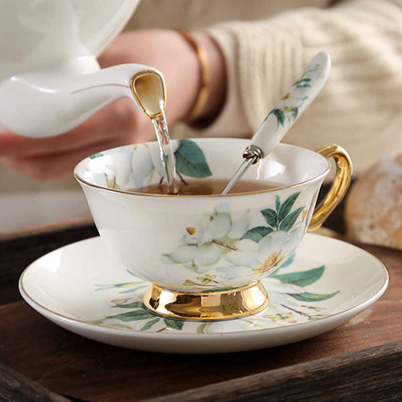 הטור המבריא: הסינים והסבתות ידעו זאת מזמן תה חם הוא הפתרון המושלם