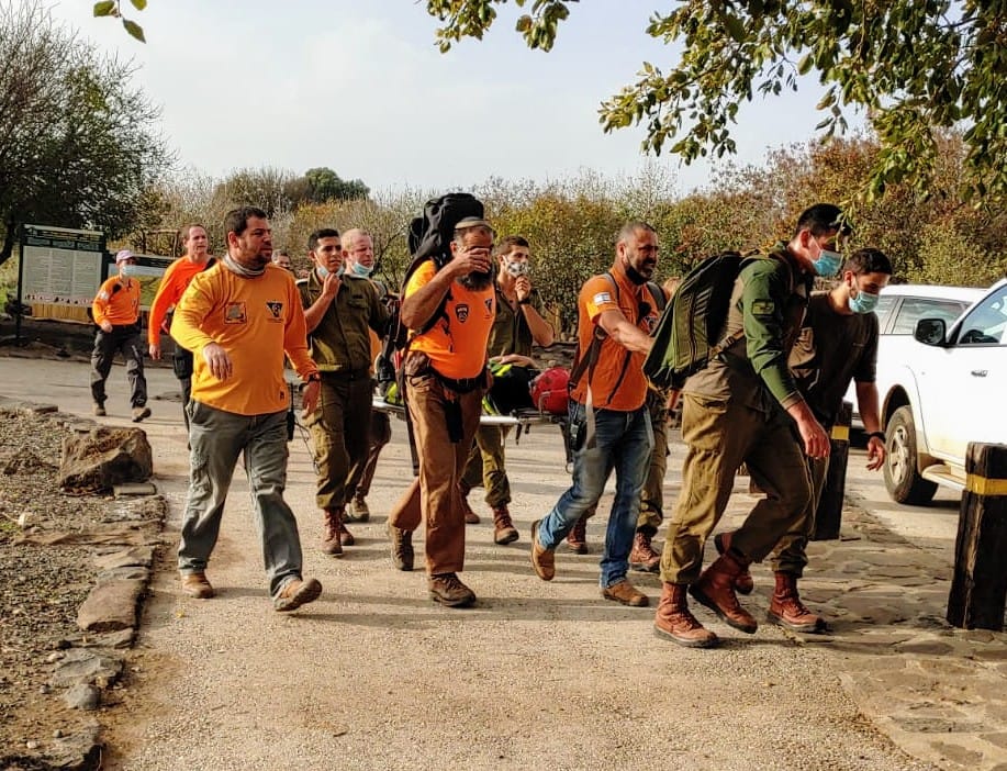 מתנדבי משטרת ישראל מיחידת חילוץ גולן חילצו בשמורת גמלא מטייל בן 75 שלקה בליבו