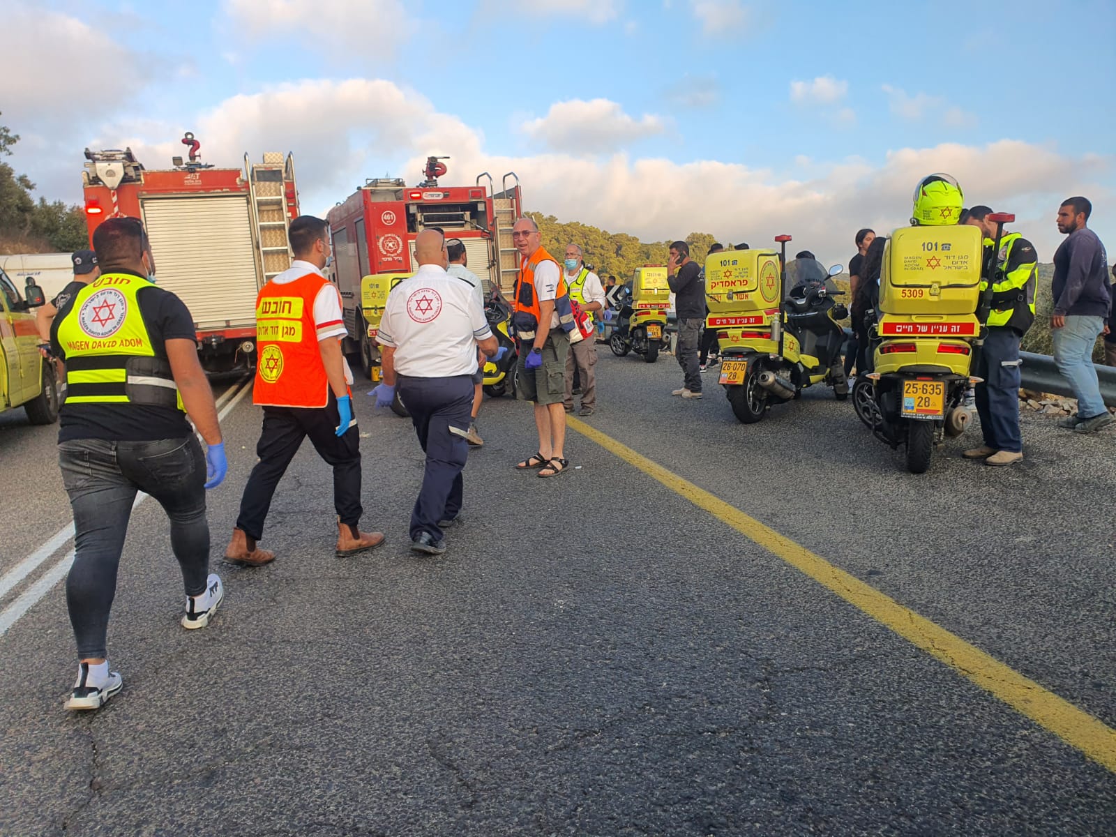 5 הרוגים בתאונת הדרכים בחורפיש חלק מהפצועים פונו למרכז הרפואי זיו
