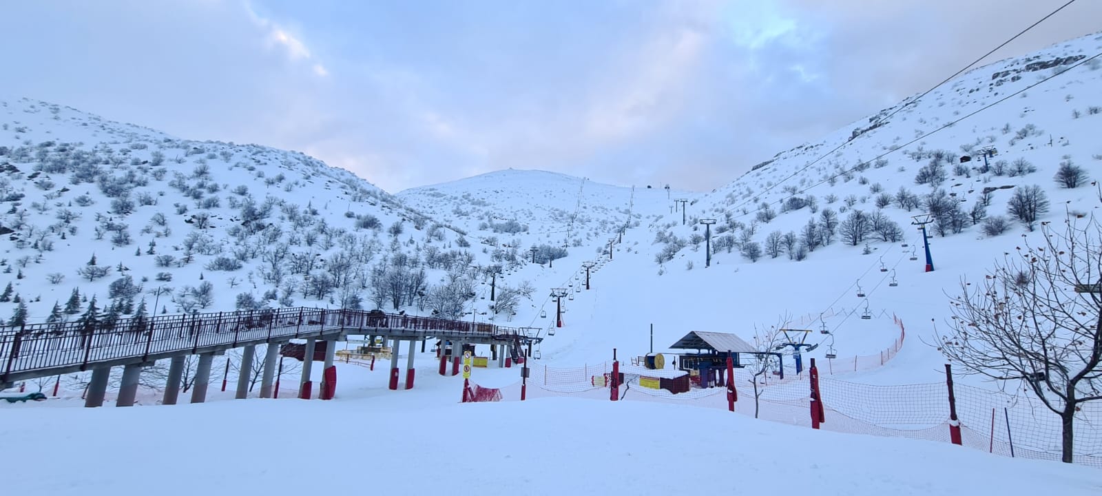 אתר החרמון נפתח הבוקר למבקרים וגולשים: גובה השלג במפלס התחתון 1.70 מטרים
