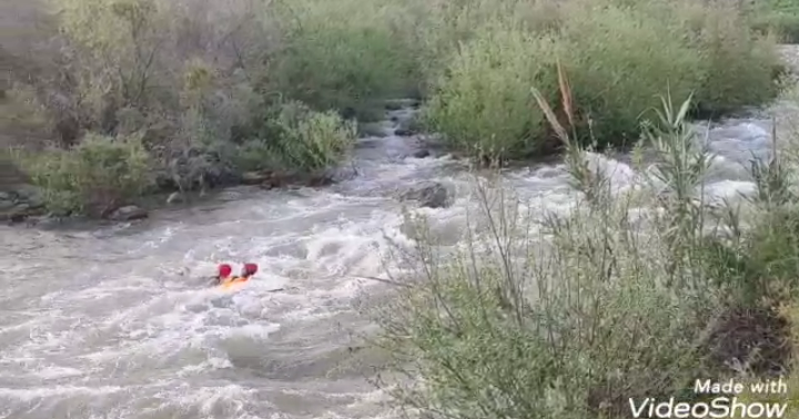 יחידת חילוץ גולן חילצו שני מטיילים שנקלעו למצוקה בנהר זורם באזור גשר הדודות