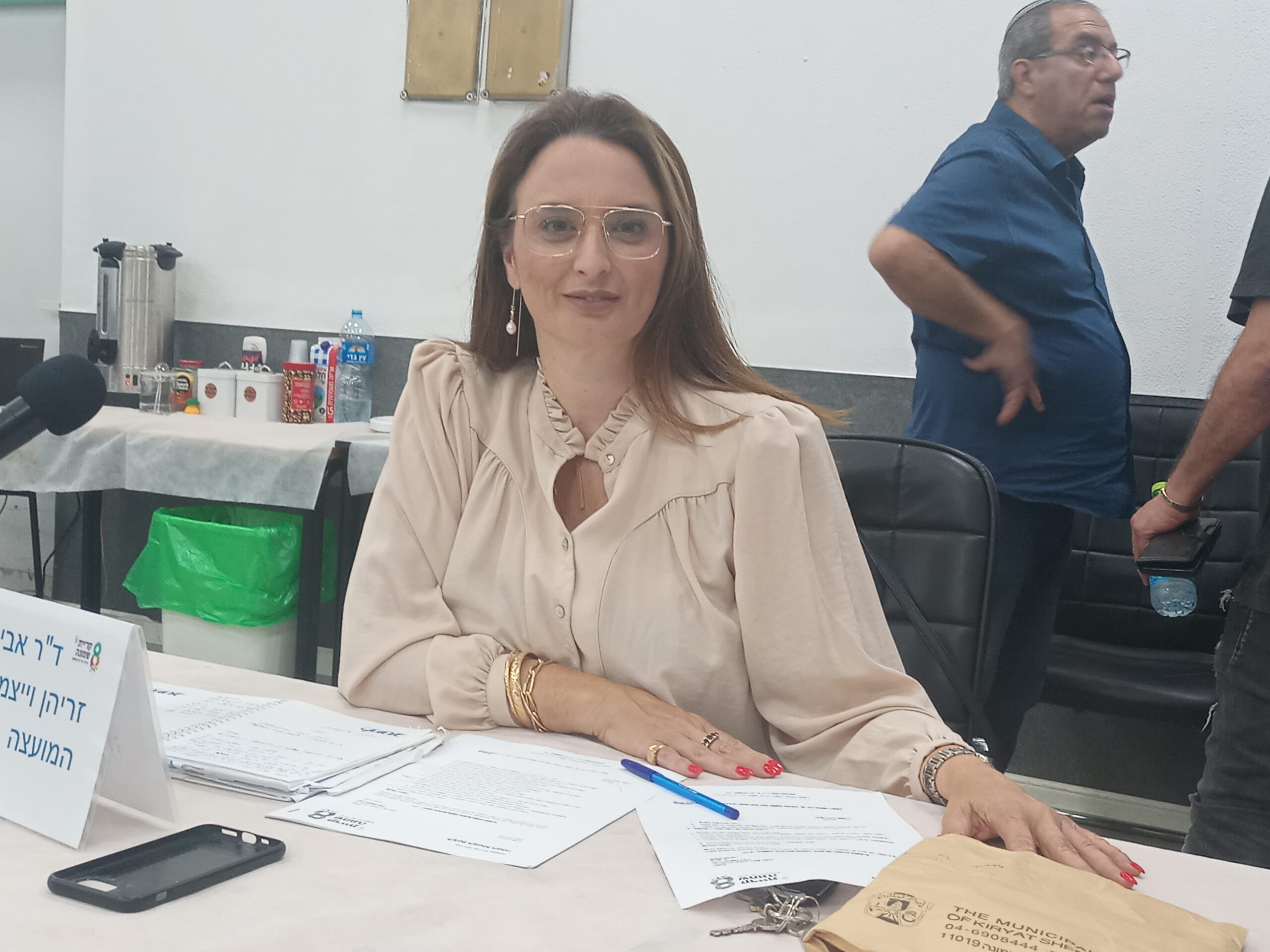 חברת מועצת העיר ד”ר אביבה זריהן ויצמן הצהירה על התמודדות לראשות העיר בישיבת מועצת עיר