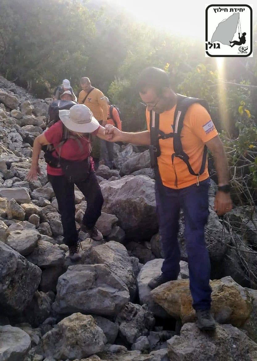 יחידת חילוץ גולן חילצו מטייל בן 70 בנחל גובתה במורדות החרמון