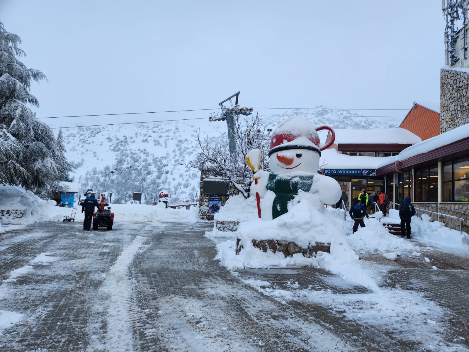 אתר החרמון נפתח הבוקר למבקרים ולגולשי הסקי